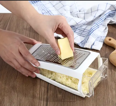 Rallador de queso con recipiente
